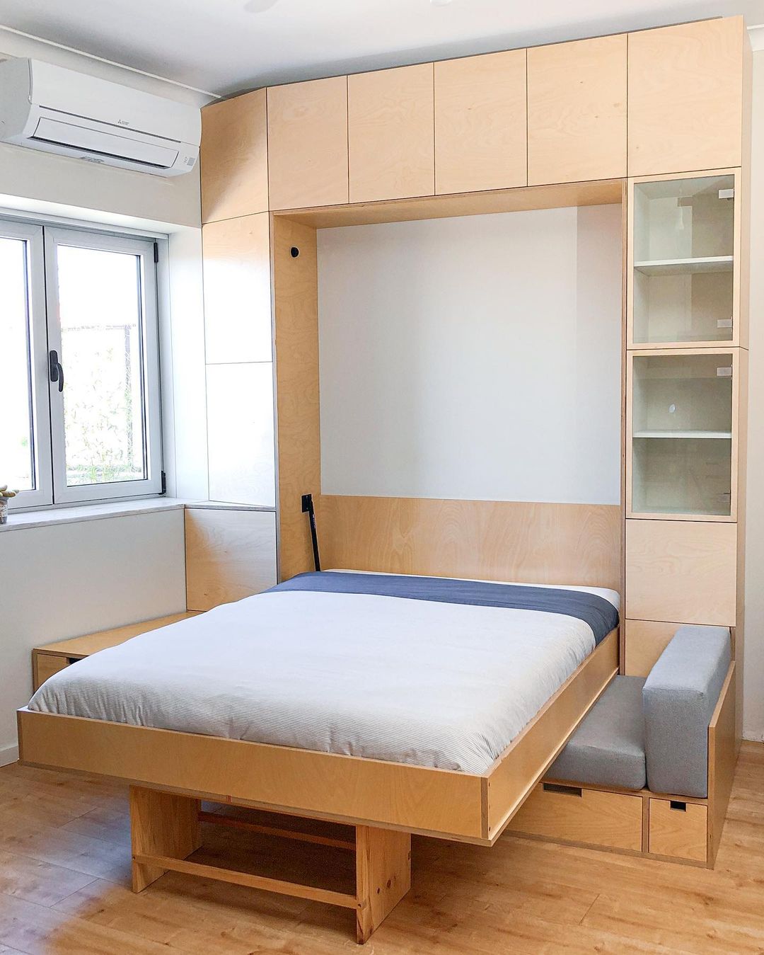 9 small bedroom ideas 210921