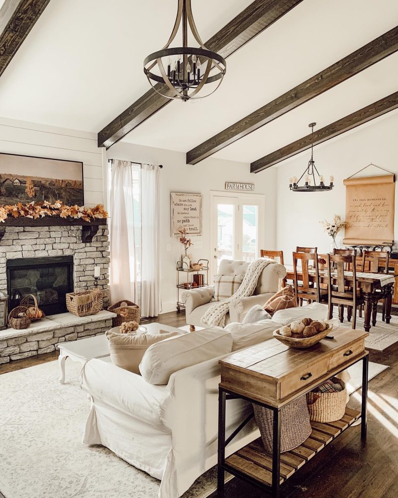 Farmhouse Living Room Ideas – Warm & Cozy Design Tips