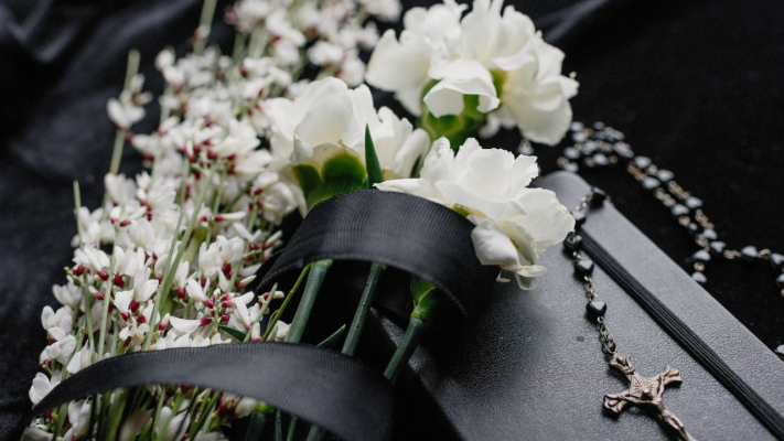 Funeral Colors and Their Meaning